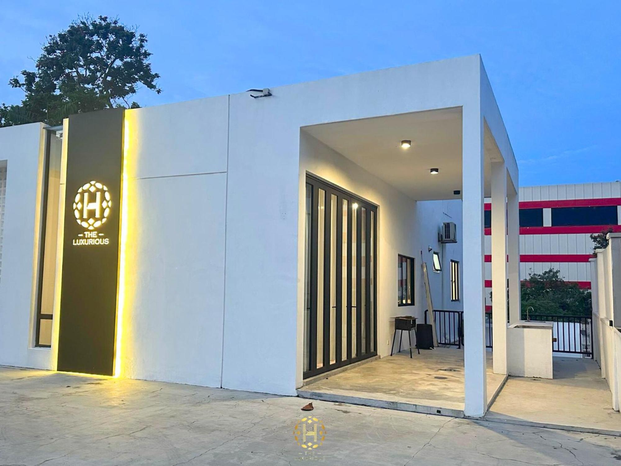 Willa The Luxurious 27, Johor Bahru Zewnętrze zdjęcie